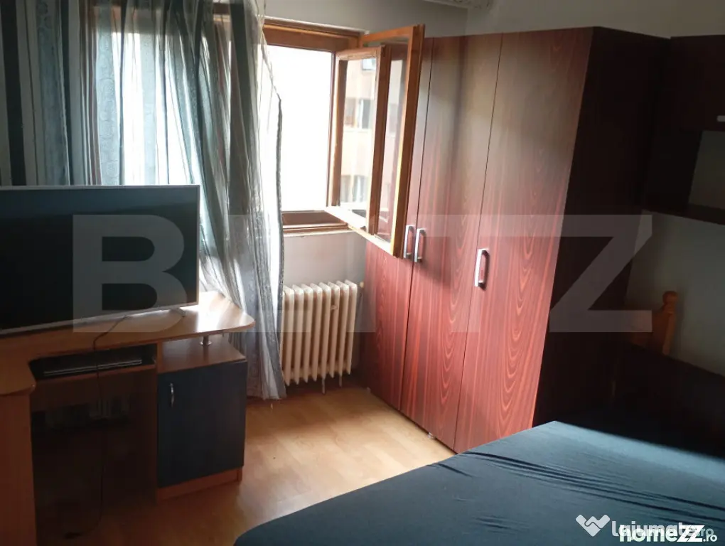 Apartament 3 camere, 70 mp, zona Micro 11
