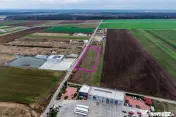 Teren cu acces DN7 și A1, ideal pentru dezvoltări indus...