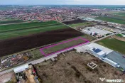 Teren cu acces DN7 și A1, ideal pentru dezvoltări indus...