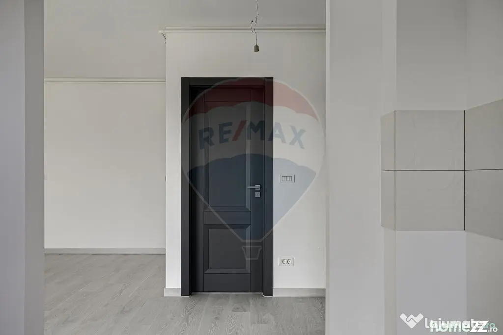 Apartament nou de vânzare cu 3 camere la Adora Park