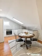 Apartament de 3 camere, semidecomandat, cu parcare subteran?