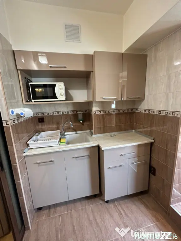 - Renovat recent! Apartament 3 camere Calarasi 4, et. interm - Braila (Braila)