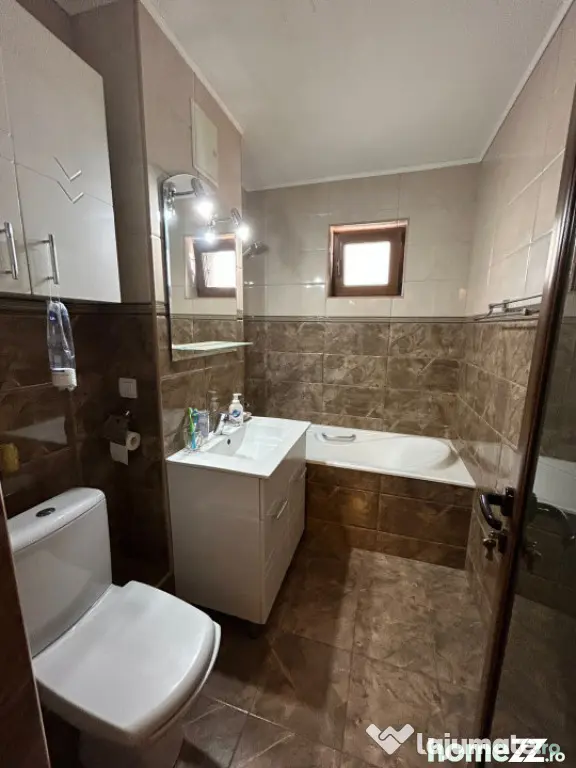 - Renovat recent! Apartament 3 camere Calarasi 4, et. interm - Braila (Braila)