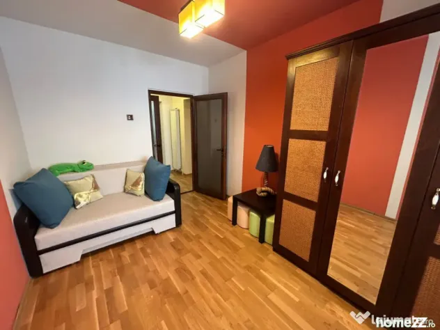 - Renovat recent! Apartament 3 camere Calarasi 4, et. interm - Braila (Braila)