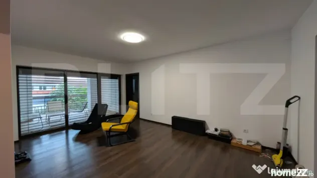 Micro 3 Apartament de inchiriat 3 camere, etaj 3/4 90 mp