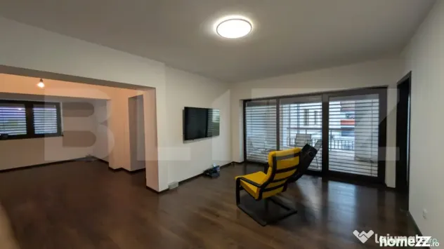 Micro 3 Apartament de inchiriat 3 camere, etaj 3/4 90 mp