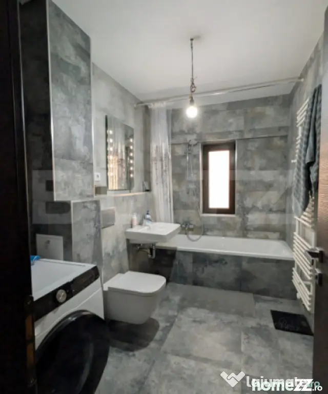 Micro 3 Apartament de inchiriat 3 camere, etaj 3/4 90 mp