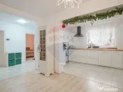 Casă pe parter cu încălzire în pardoseală – Sânpe... 