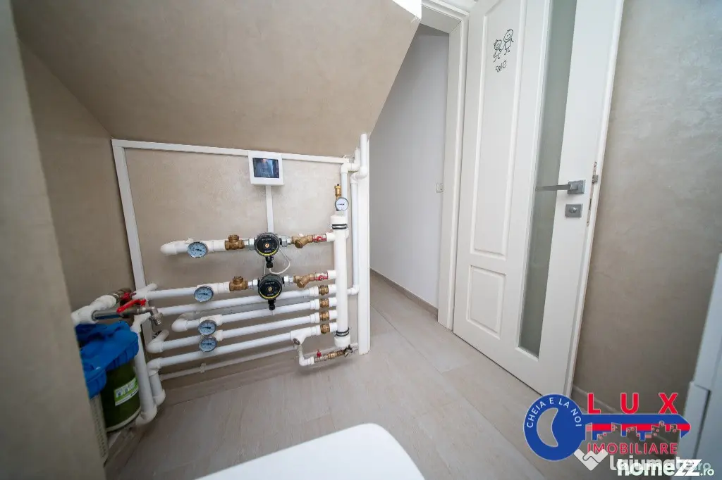 ID 6738 Vila P+M în zona 9 Mai