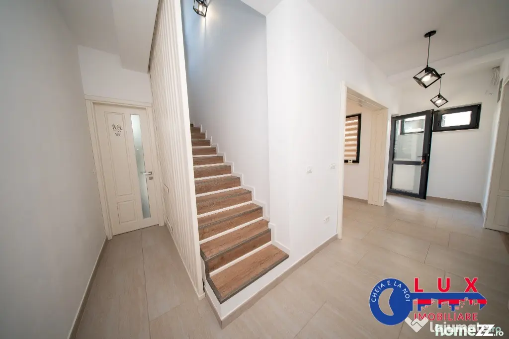 ID 6738 Vila P+M în zona 9 Mai