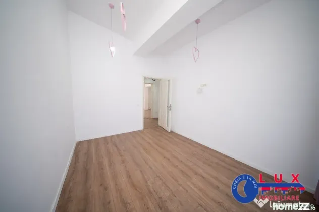 ID 6738 Vila P+M în zona 9 Mai