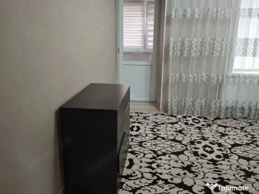 2 camere in Militari