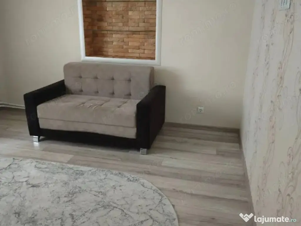 2 camere in Militari