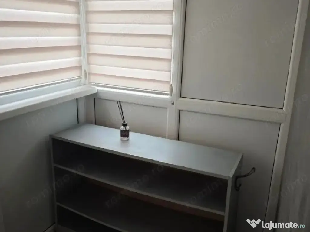 2 camere in Militari