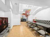 Spațiu comercial cu potential in zona cu trafic intens -... 