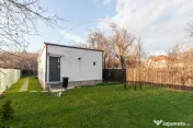 Casă + garaj modern de 80 mp pe teren de 782 mp în Câmpul 