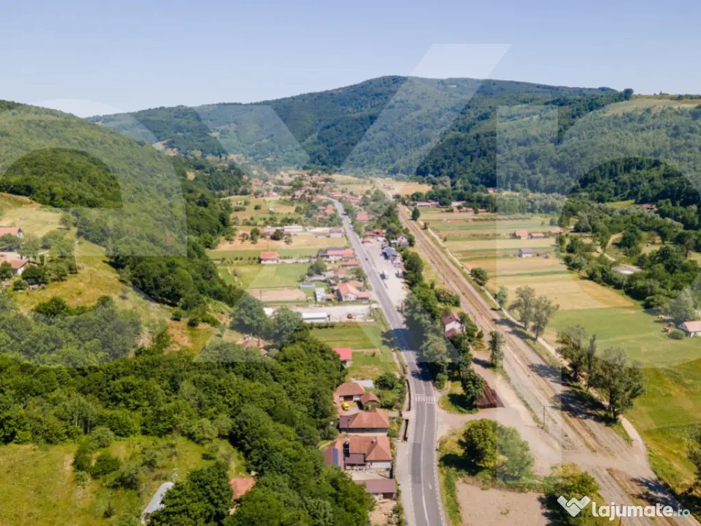 Proprietate cu potențial turistic, în zona Negreni – Buc