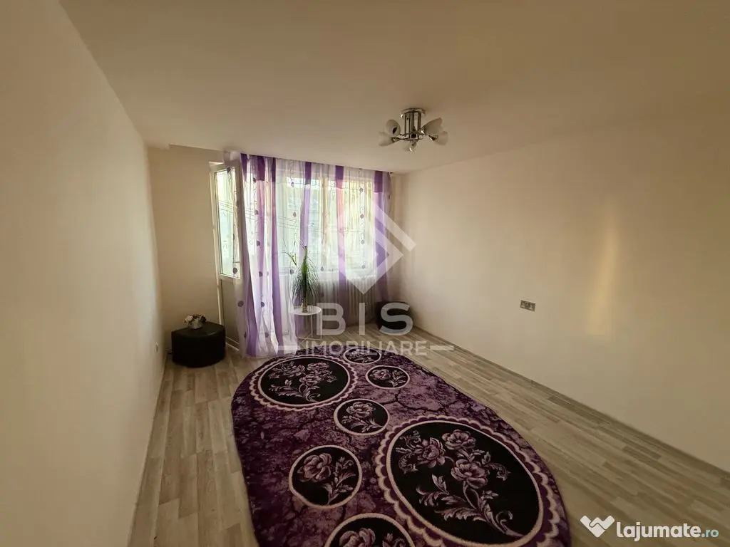 Apartment 2 camere decomandat strada Octavian Goga