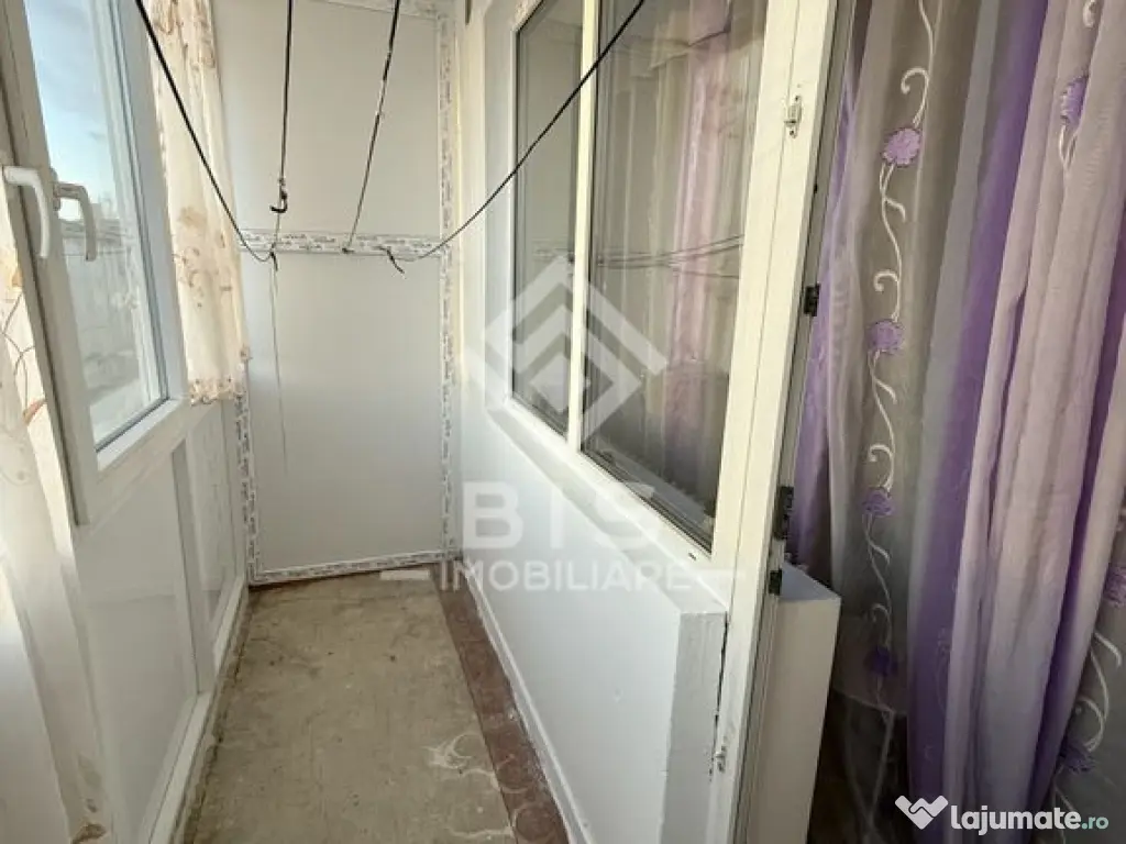 Apartment 2 camere decomandat strada Octavian Goga