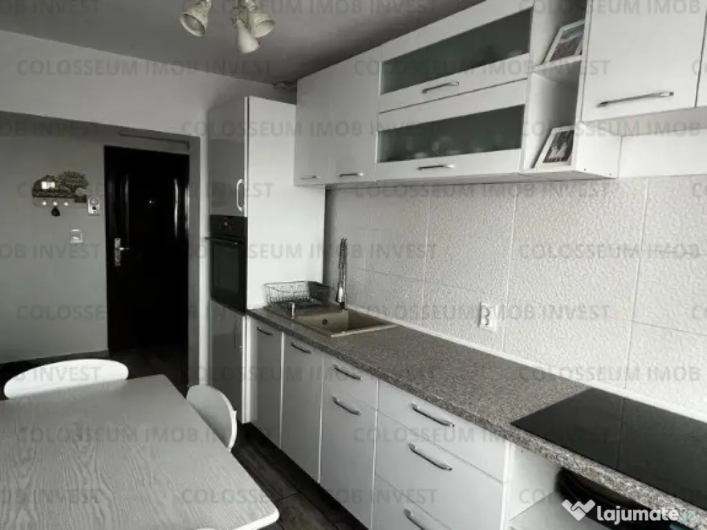 Apartament cu 3 camere,decomandat -zona Calea Bucuresti