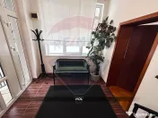 Apartament deosebit cu 3 camere de inchiriat-Centru Istoric 