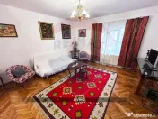 Apartament deosebit cu 3 camere de inchiriat-Centru Istoric 