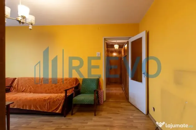 Apartament 3 camere, zona Narcisa, Bacău