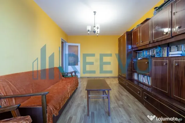 Apartament 3 camere, zona Narcisa, Bacău