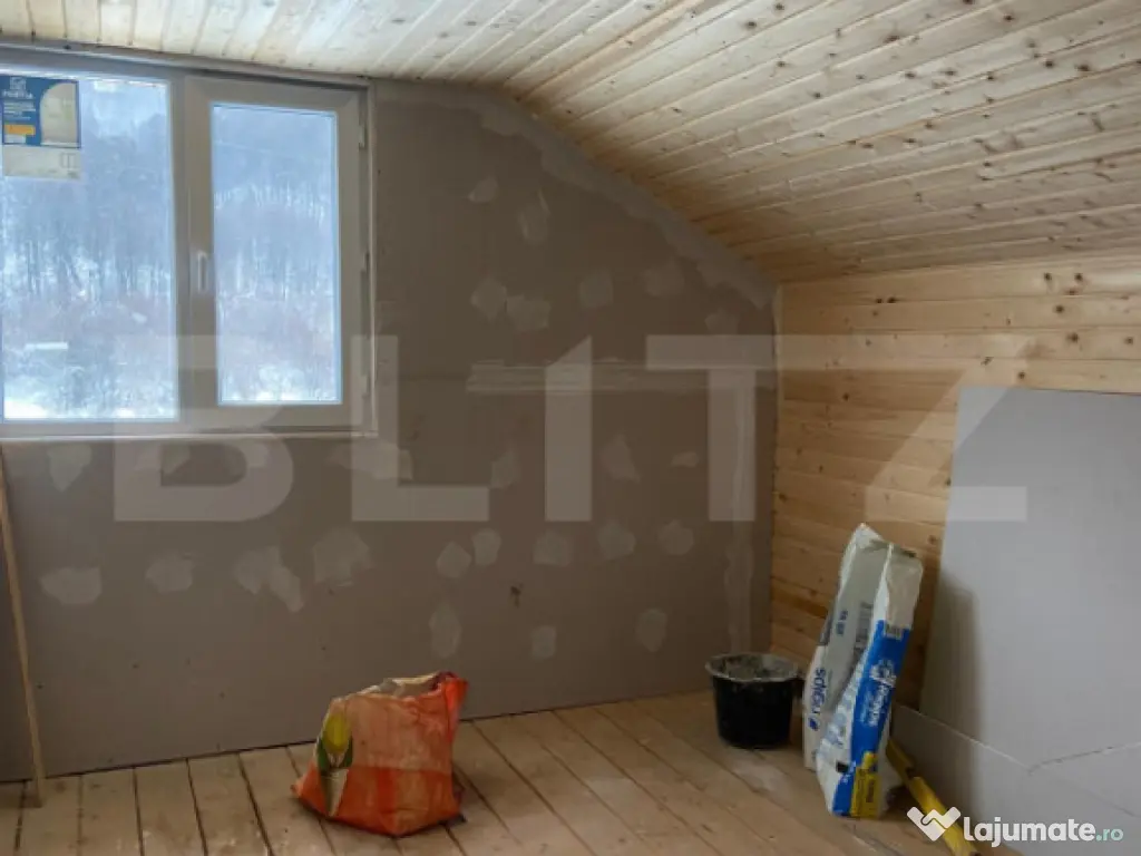 Cabană la munte în inima pădurii la 15 km de Brașov, zon