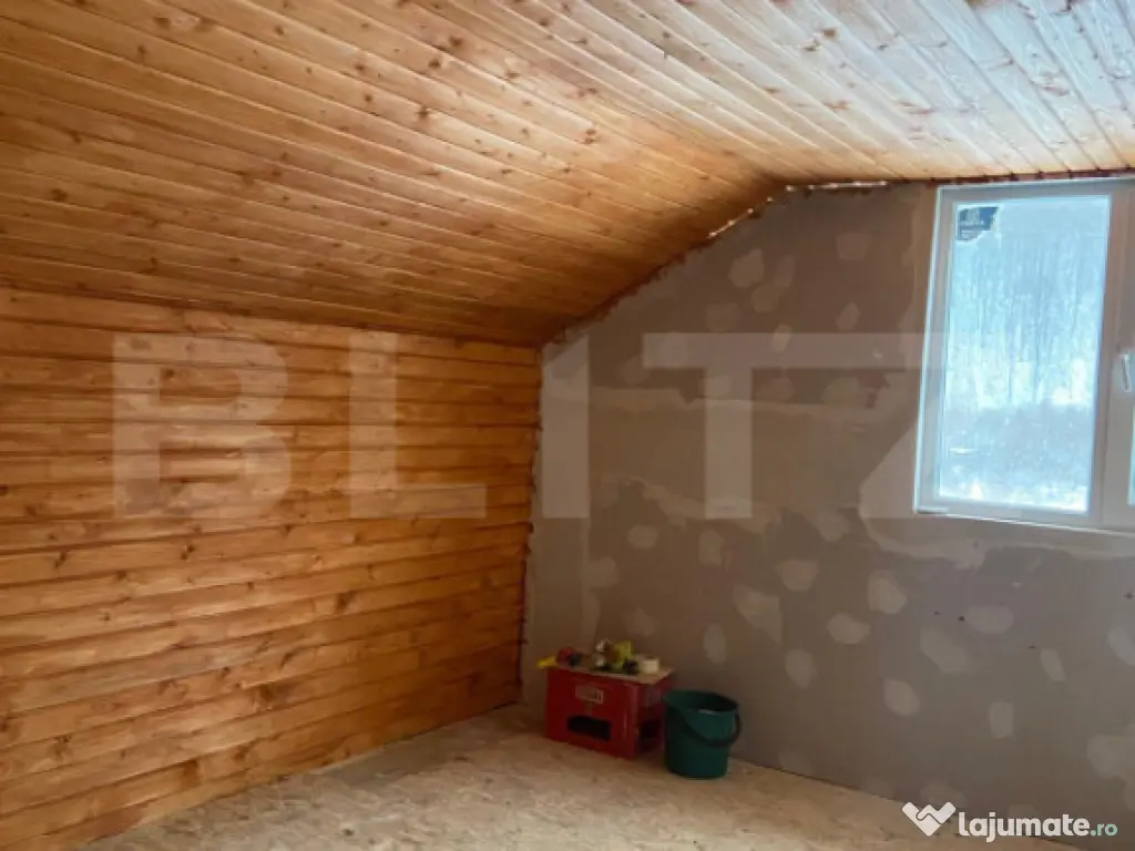 Cabană la munte în inima pădurii la 15 km de Brașov, zon