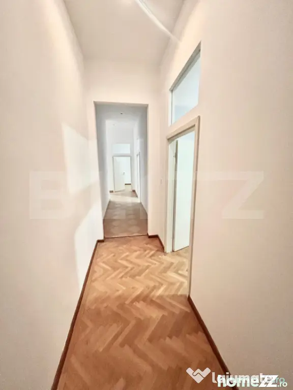 Apartament de patrimoniu, 5 camere, 125 mp – clădire isto - Timisoara (Timis)