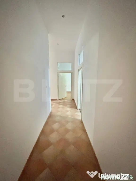 Apartament de patrimoniu, 5 camere, 125 mp – clădire isto - Timisoara (Timis)