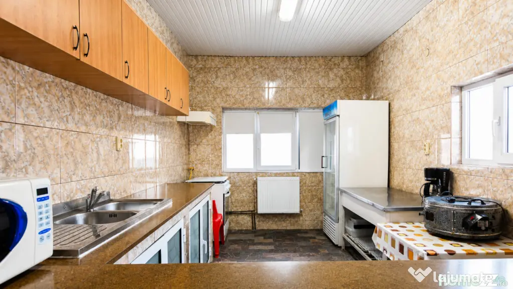 Ovidiu – Centru – Spatiu Comercial 258mp – 565mp