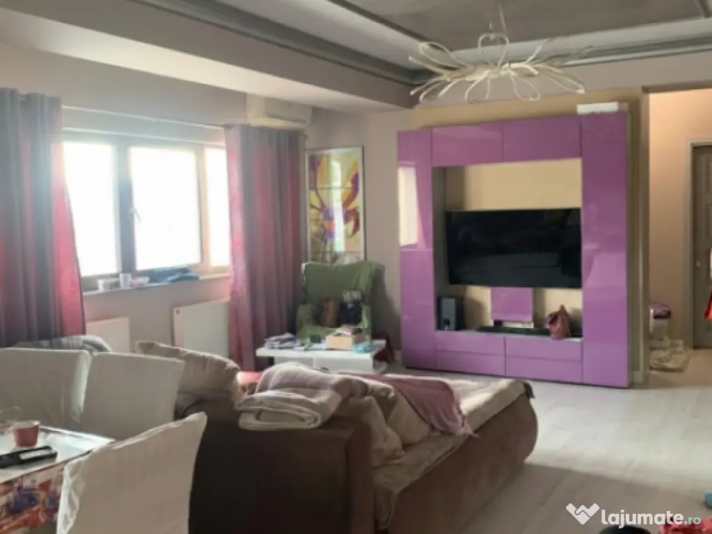 Apartament 2 camere,+Parcare subterana+boxa,Ultracentral, la