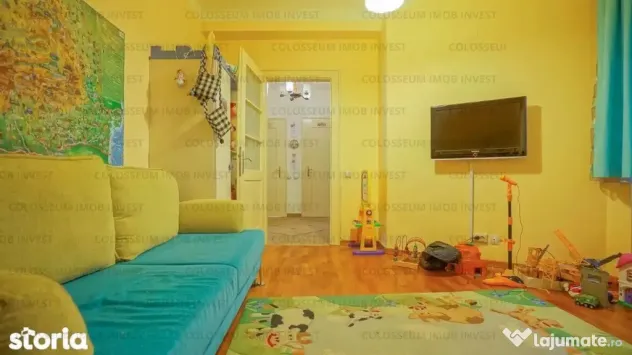 Apartament 3 camere, semidecomandat -Centrul Istoric