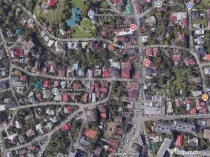 Tatarasi zona Piata Chirila teren 576mp cu casa si anexe (pr