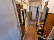 Clinica Luxor- 9 Mai- Ultracentral-3 camere/etaj 3, necesit? 