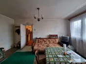 Clinica Luxor- 9 Mai- Ultracentral-3 camere/etaj 3, necesit? 