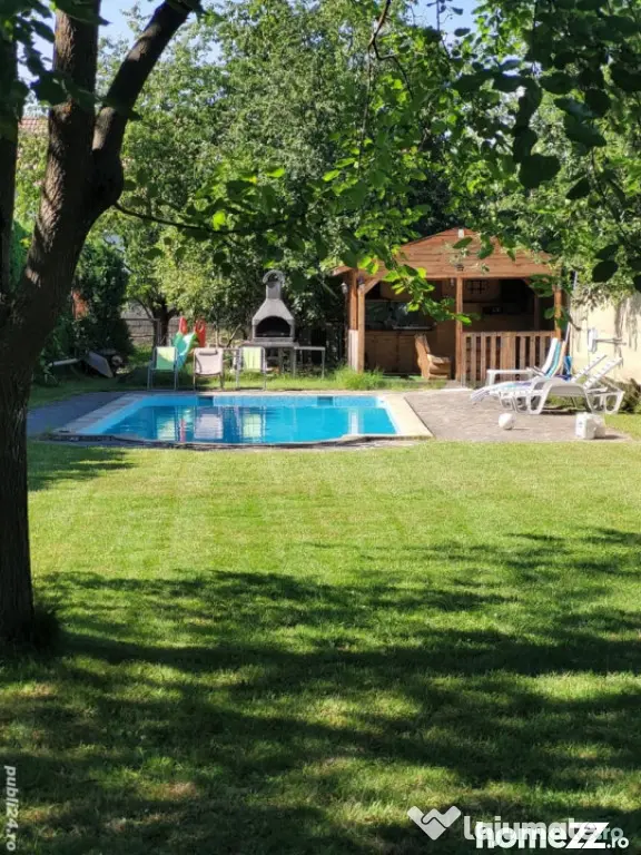 Vilă individuală, 180 mp, teren 11 ari, zona Sud-Est - Baia Mare (Maramures)