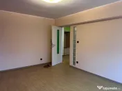 Apartament 2 camere, zona Liceul Auto 