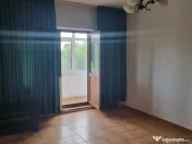 APARTAMENT DE VANZARE CU 3 CAMERE 