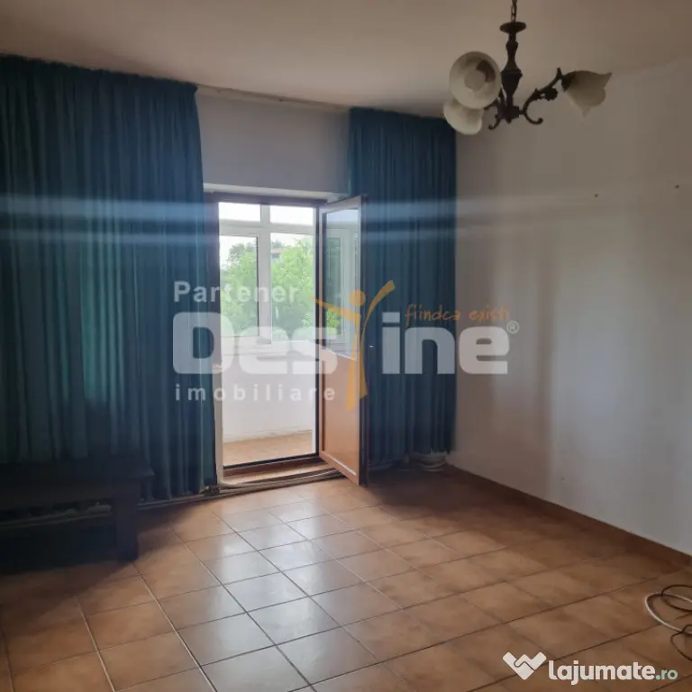 APARTAMENT DE VANZARE CU 3 CAMERE LA 5 CALARASI