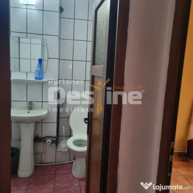 APARTAMENT DE VANZARE CU 3 CAMERE LA 5 CALARASI
