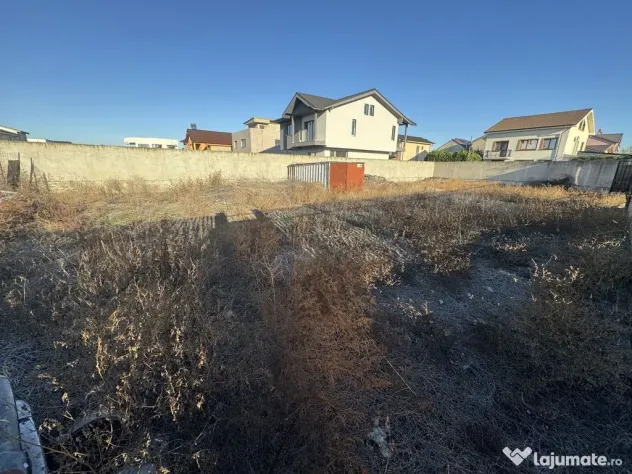 Teren intravilan Comarnic zona Km 5 cu Deschidere la 3 St...