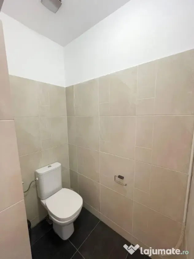 Inchiriez spatiu comercial zona Ultracentrala - ID : RH-39315-property