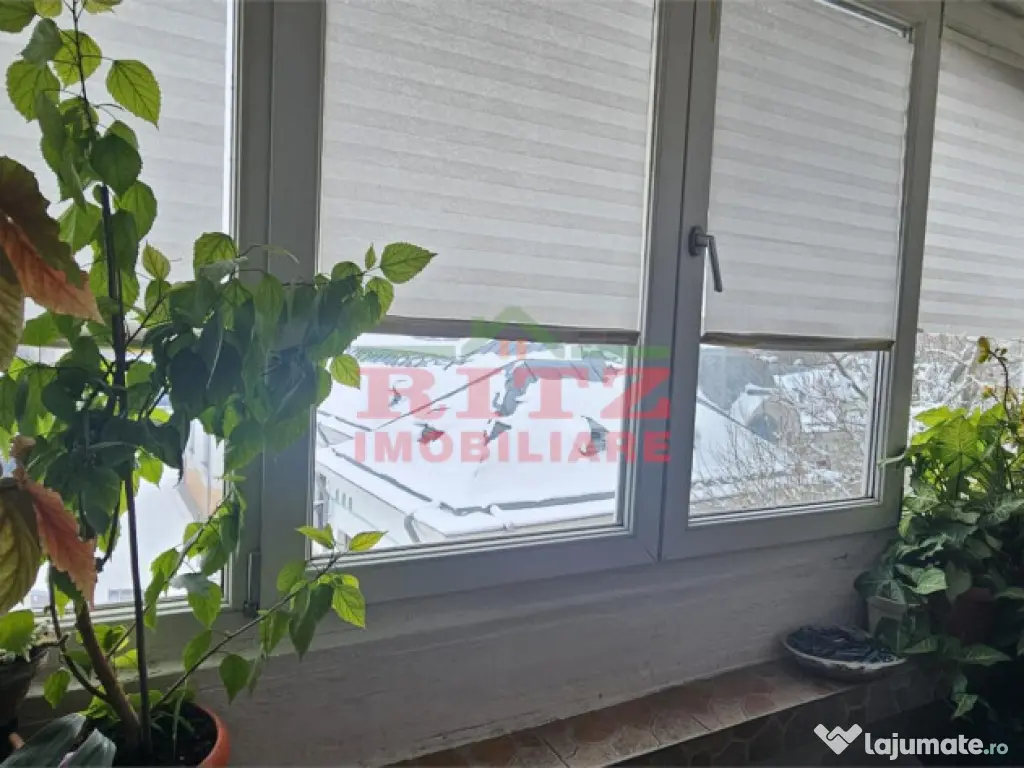 APARTAMENT CU 3 CAMERE,CENTRU !!!!