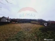 Casă cu 2 camere si teren de vanzare 