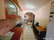 Apartament cu 3 camere de vânzare în zona Nufarul 