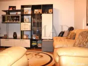 3 Camere, decomandat, parter curte privata! apartament in T 