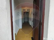 Casă / Vilă cu 4 camere la 25 min de Piata Victoriei - ... 